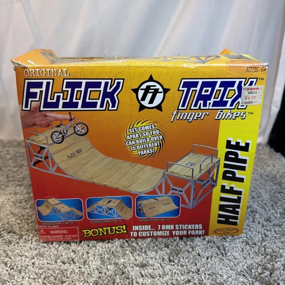 2000 Flick Trix Finger Bikes Extreme Half Pipe Park Missing Rails With Box used